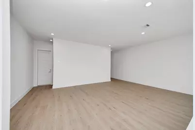 2104 Diagonal Lane, Houston, TX 77051 - Photo 18