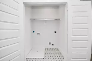 2104 Diagonal Ln, Houston, TX 77051 - Photo 32