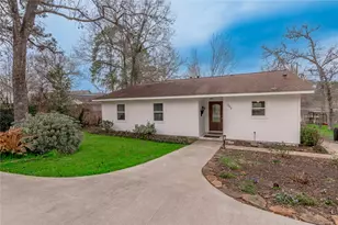 202 Sunset Lake Rd, Huntsville, TX 77340 - Photo 4