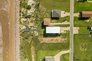 1402 County Rd 230, Bay City, TX 77414 - Photo 6