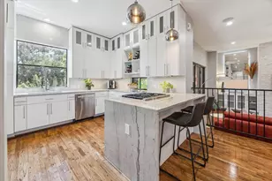 1901 W 14th 1/2 St, Houston, TX 77008 - Photo 16