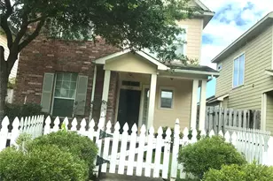 14434 Summer Garden Dr, Houston, TX 77083 - Photo 2