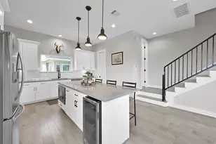 2103 Bevis St, Houston, TX 77008 - Photo 20
