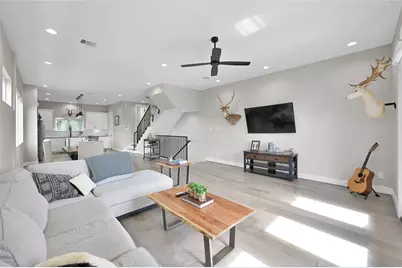 2103 Bevis Street, Houston, TX 77008 - Photo 14