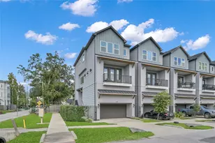 2103 Bevis St, Houston, TX 77008 - Photo 2