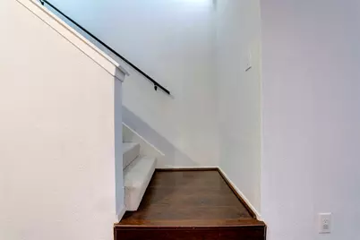 1920 Augusta Drive #19, Houston, TX 77057 - Photo 10