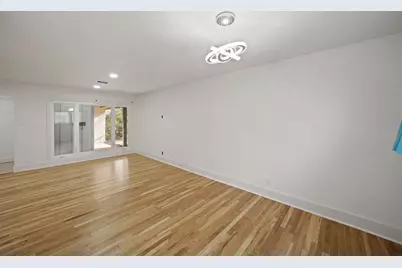 1219 Wisterwood Drive, Houston, TX 77043 - Photo 14