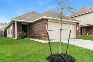 13815 Winding Path Ln, Willis, TX 77378 - Photo 2