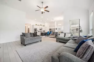 13710 Sturcombe Gln Trl, Rosharon, TX 77583 - Photo 4