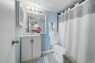 8523 Hearth Dr, Houston, TX 77054 - Photo 16