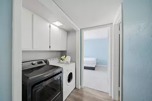 8523 Hearth Dr, Houston, TX 77054 - Photo 18