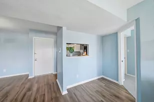 8523 Hearth Dr, Houston, TX 77054 - Photo 8