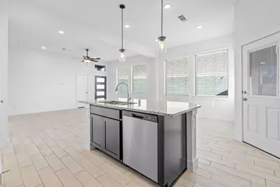 7810 Starfish Arbor Drive, Cypress, TX 77433 - Photo 4