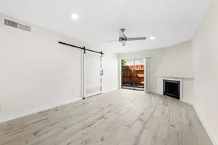 10075 Westpark Dr, Houston, TX 77042 - Photo 12