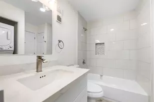 10075 Westpark Dr, Houston, TX 77042 - Photo 20