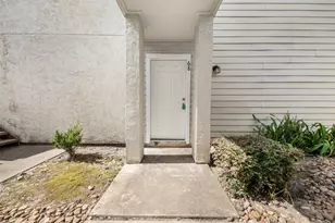10075 Westpark Dr, Houston, TX 77042 - Photo 2