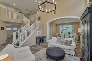 15 S Greywing Pl, The Woodlands, TX 77382 - Photo 10