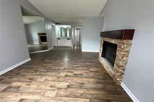 6701 Sands Point Dr, Houston, TX 77074 - Photo 2