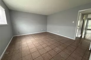 6701 Sands Point Dr, Houston, TX 77074 - Photo 18