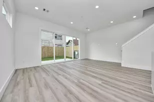 2408 Lorraine St, Houston, TX 77026 - Photo 18