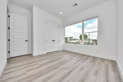 2408 Lorraine Street, Houston, TX 77026 - Photo 32