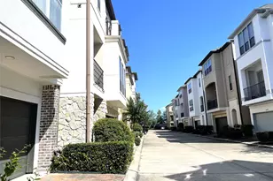 3138 Pemberton Walk, Houston, TX 77025 - Photo 2