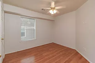 213 E Summerhaze Circle, The Woodlands, TX 77382 - Photo 26