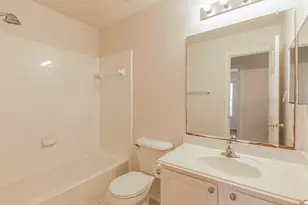 213 E Summerhaze Circle, The Woodlands, TX 77382 - Photo 28
