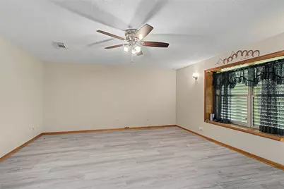 5717 Avenue U Street, Santa Fe, TX 77517 - Photo 8