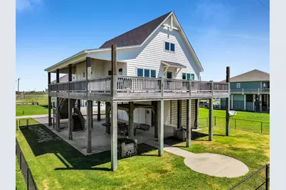 2312 Antigua Circle, Crystal Beach, TX 77650 - Photo 2