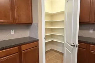 1092 Shadow Glenn Dr, Conroe, TX 77301 - Photo 8