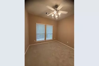 1092 Shadow Glenn Drive, Conroe, TX 77301 - Photo 14