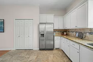 437 Pompano St, Bayou Vista, TX 77563 - Photo 16