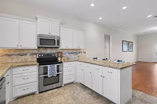 437 Pompano St, Bayou Vista, TX 77563 - Photo 16