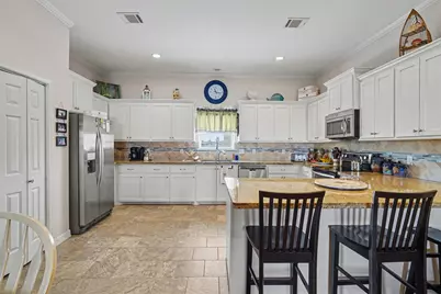 437 Pompano Street, Bayou Vista, TX 77563 - Photo 12