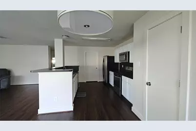 11734 Chanteloup Drive, Houston, TX 77047 - Photo 10