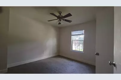 11734 Chanteloup Drive, Houston, TX 77047 - Photo 22