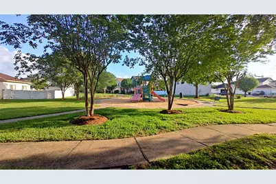 11734 Chanteloup Drive, Houston, TX 77047 - Photo 28