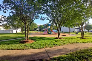 11734 Chanteloup Dr, Houston, TX 77047 - Photo 28