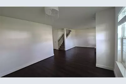 11734 Chanteloup Drive, Houston, TX 77047 - Photo 16