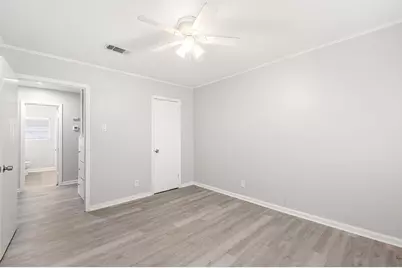 7938 Snowden Street, Houston, TX 77028 - Photo 24