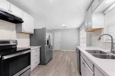 7938 Snowden Street, Houston, TX 77028 - Photo 18