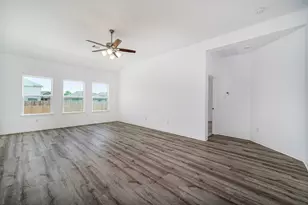 11025 Ondrea Dr, Willis, TX 77318 - Photo 6