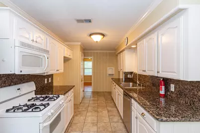 1810 Viking Drive, Houston, TX 77018 - Photo 12