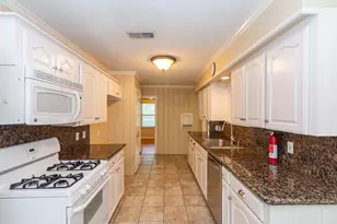 1810 Viking Dr, Houston, TX 77018 - Photo 12