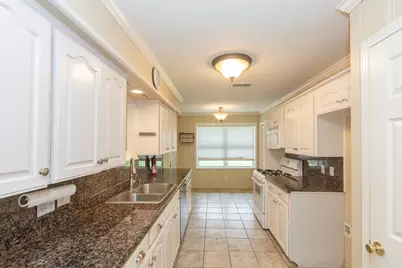 1810 Viking Drive, Houston, TX 77018 - Photo 10