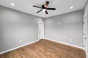 1041 Sunset Circle W, Crystal Beach, TX 77650 - Photo 36