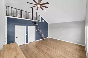 1041 Sunset Circle W, Crystal Beach, TX 77650 - Photo 14