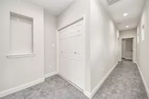 6910 J W Peavy Dr, Houston, TX 77011 - Photo 36