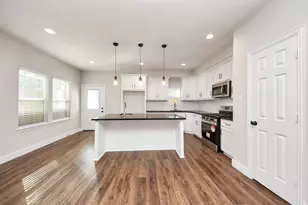 6910 J W Peavy Dr, Houston, TX 77011 - Photo 12